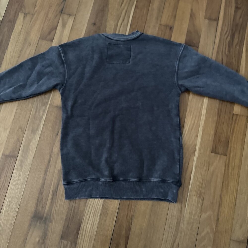 Pink Floyd Dark Side Of the Moon Gray Large Sweater Distressed Look - Picture 6 of 6